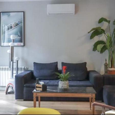 Design Apartment Near City Center Мадрид Екстериор снимка