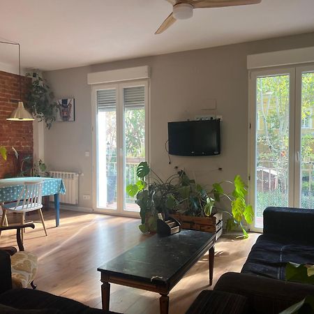 Design Apartment Near City Center Мадрид Стая снимка